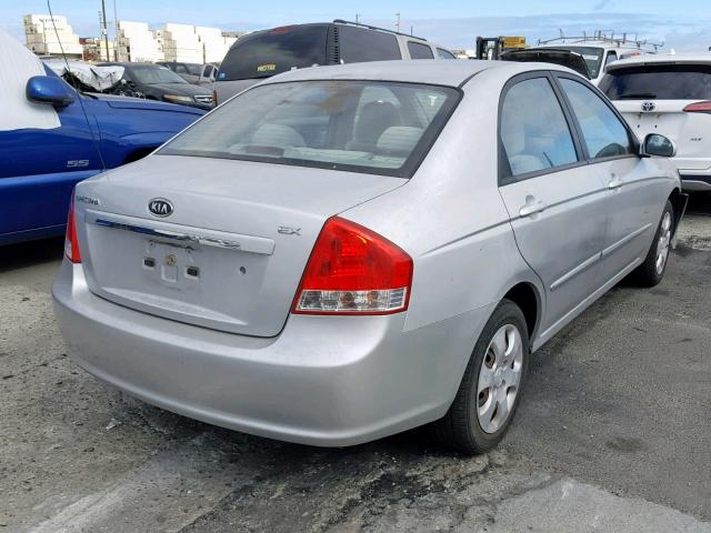 KNAFE222695638319 - 2009 KIA SPECTRA EX SILVER photo 4