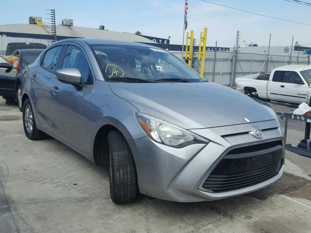 3MYDLBZV3GY106852 - 2016 TOYOTA SCION IA SILVER photo 1