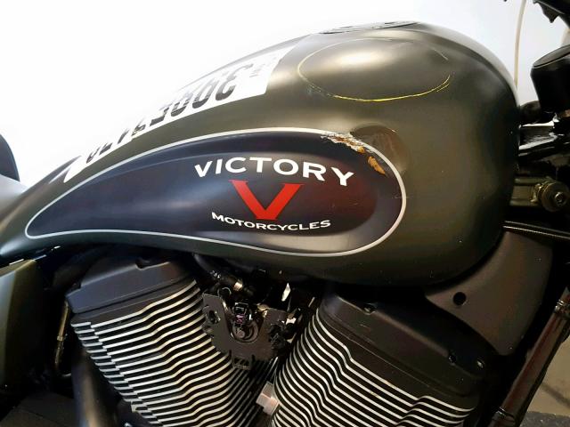 5VPLB36N1F3041080 - 2015 VICTORY MOTORCYCLES GUNNER GREEN photo 14