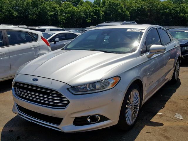 3FA6P0RUXDR355586 - 2013 FORD FUSION TIT SILVER photo 2