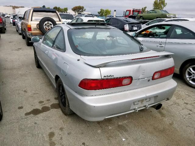 JH4DC4466YS001134 - 2000 ACURA INTEGRA GS SILVER photo 3