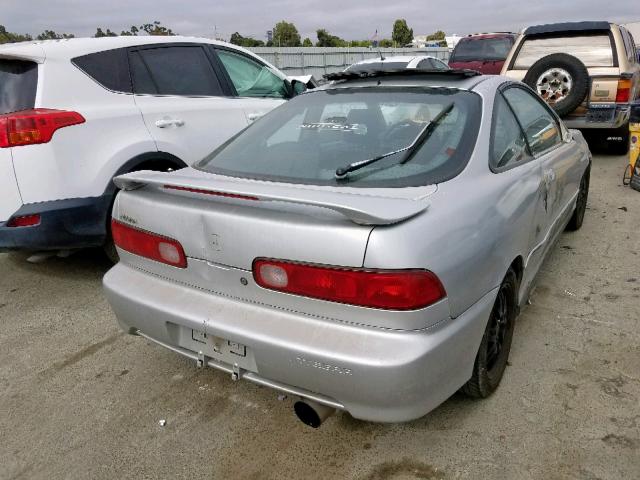 JH4DC4466YS001134 - 2000 ACURA INTEGRA GS SILVER photo 4