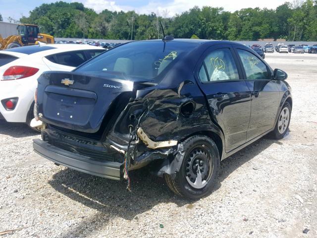 1G1JA5SH3G4109498 - 2016 CHEVROLET SONIC LS GRAY photo 4