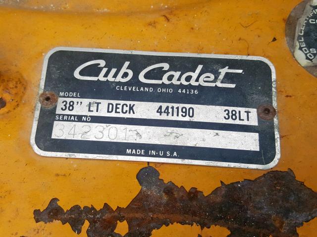 342301 - 2000 CUB LAWN MOWER TWO TONE photo 10