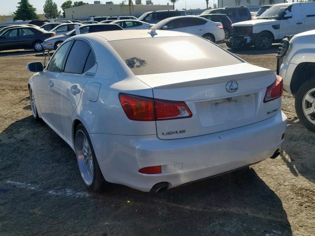 JTHBK262495104514 - 2009 LEXUS IS 250 WHITE photo 3