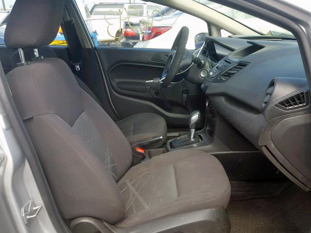 3FADP4AJ4EM171789 - 2014 FORD FIESTA S SILVER photo 5