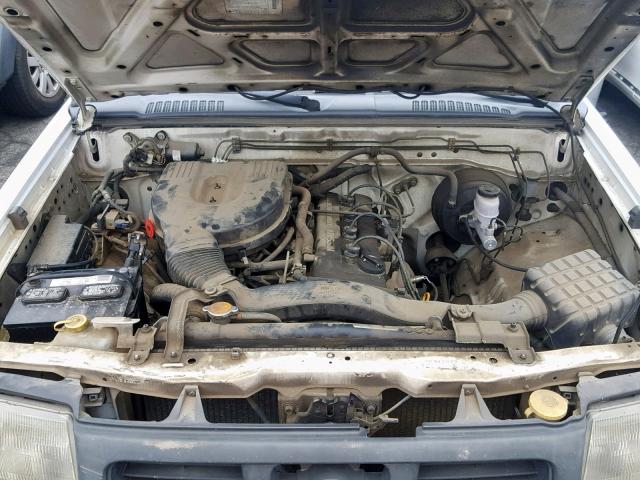 1N6DD21S0WC343817 - 1998 NISSAN FRONTIER X WHITE photo 7