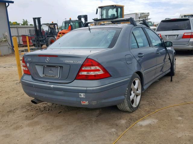 WDBRF40J25F673400 - 2005 MERCEDES-BENZ C 230K SPO GRAY photo 4