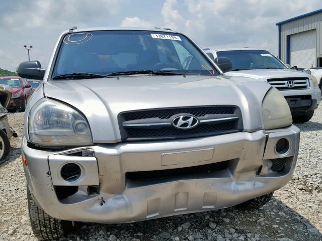 KM8JM12B96U280530 - 2006 HYUNDAI TUCSON GL SILVER photo 9