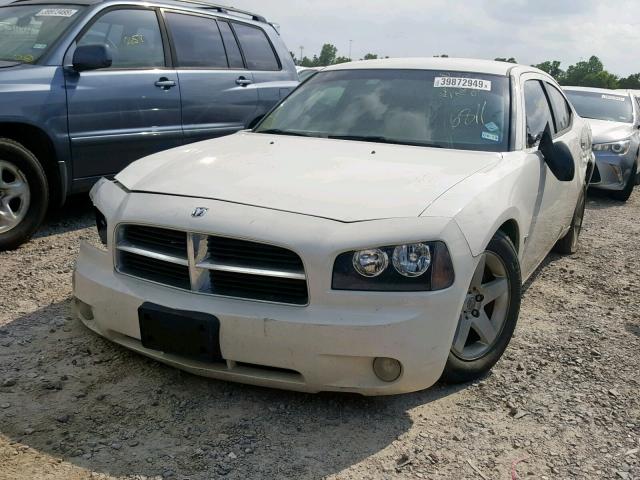 2B3KA33V89H626811 - 2009 DODGE CHARGER SX WHITE photo 2