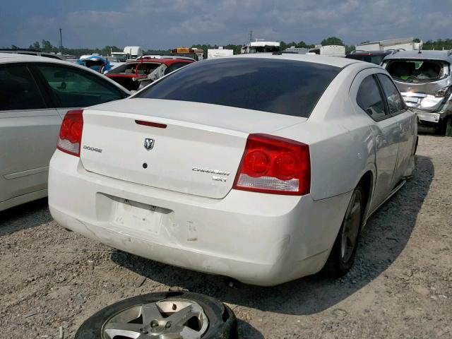 2B3KA33V89H626811 - 2009 DODGE CHARGER SX WHITE photo 4