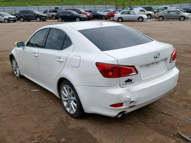 JTHCF5C25A5043970 - 2010 LEXUS IS 250 WHITE photo 3