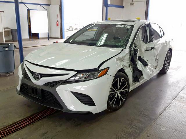 4T1B11HK8KU765627 - 2019 TOYOTA CAMRY L WHITE photo 2