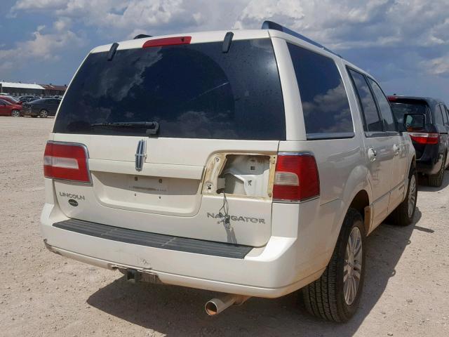 5LMFU28527LJ25044 - 2007 LINCOLN NAVIGATOR WHITE photo 4