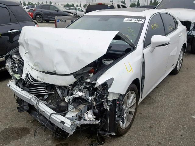 JTHBW1GG7D2022411 - 2013 LEXUS ES 300H WHITE photo 2