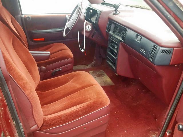 2P4GH4531MR140955 - 1991 PLYMOUTH VOYAGER SE RED photo 5