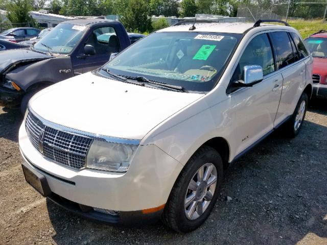 2LMDU88C07BJ13121 - 2007 LINCOLN MKX WHITE photo 2