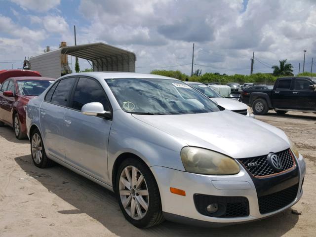 3VWRA7AJ8AM047406 - 2010 VOLKSWAGEN JETTA WOLF SILVER photo 1