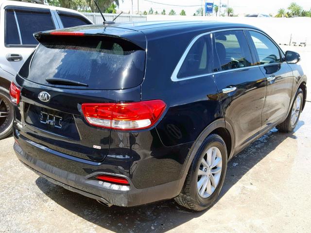 5XYPG4A38HG284705 - 2017 KIA SORENTO LX BLACK photo 4