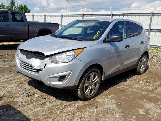 KM8JT3AB4DU653695 - 2013 HYUNDAI TUCSON GL  photo 2