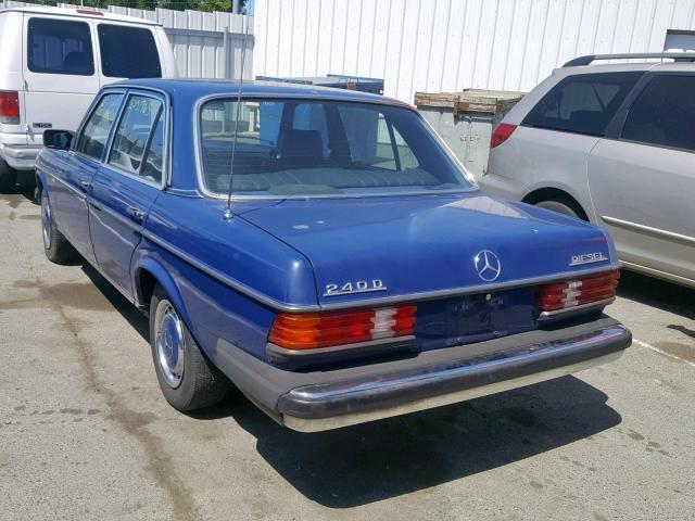 WDBAB23A9DB381452 - 1983 MERCEDES-BENZ 240 D BLUE photo 3