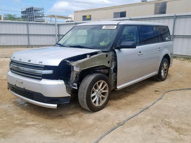 2FMGK5B8XDBD37106 - 2013 FORD FLEX SE SILVER photo 2