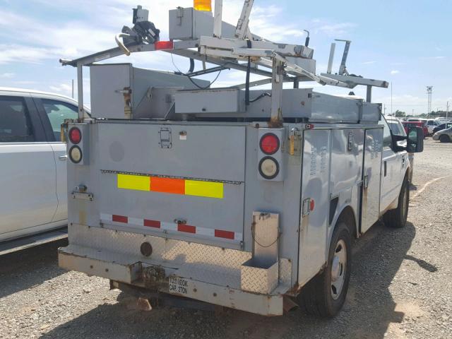 1FDSF30558EC23049 - 2008 FORD F350 SRW S WHITE photo 4