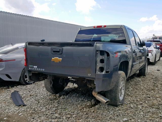 3GCPKSE30BG227680 - 2011 CHEVROLET SILVERADO GRAY photo 4