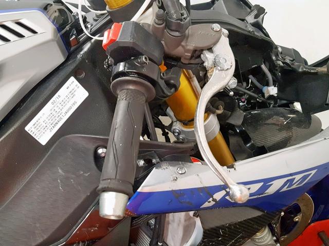 JYARN40E1JA000785 - 2018 YAMAHA YZFR1M SILVER photo 13