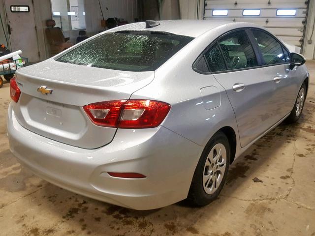 1G1BJ5SMXK7104596 - 2019 CHEVROLET CRUZE SILVER photo 4