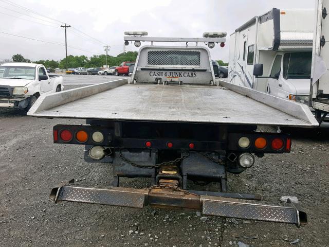 1FDAF56F32EC51589 - 2002 FORD F550 SUPER WHITE photo 6