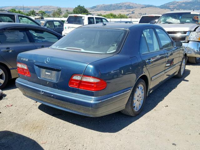 WDBJF65JX1B377611 - 2001 MERCEDES-BENZ E 320 GRAY photo 4