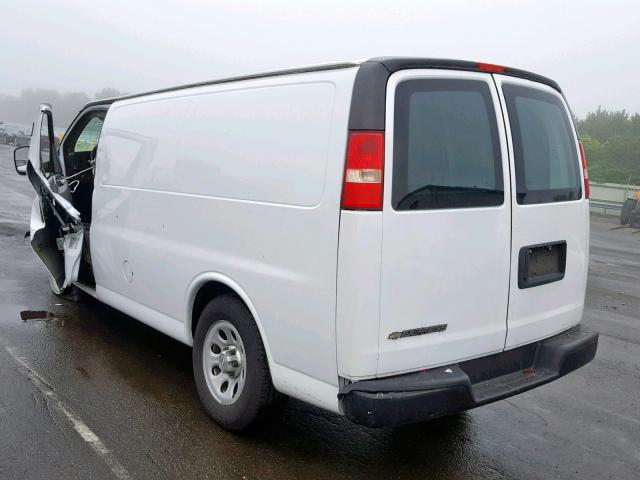 1GCSGAFX4E1109108 - 2014 CHEVROLET EXPRESS G1 WHITE photo 3