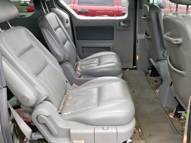 2FMDA58266BA03330 - 2006 FORD FREESTAR L GRAY photo 6