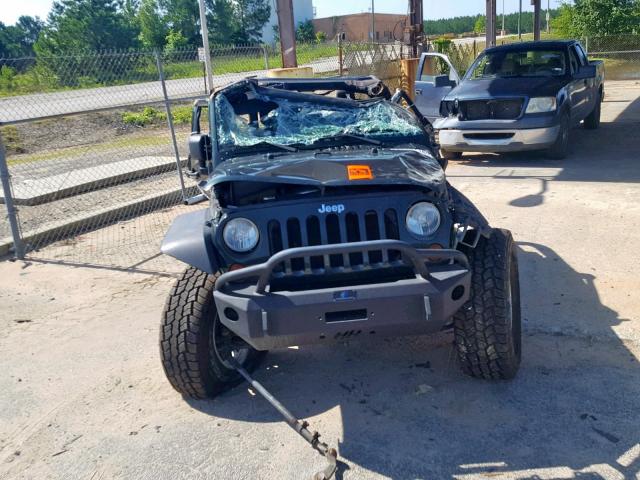 1J4AA2D13BL545086 - 2011 JEEP WRANGLER S GREEN photo 9