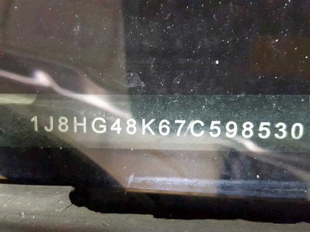 1J8HG48K67C598530 - 2007 JEEP COMMANDER CREAM photo 10