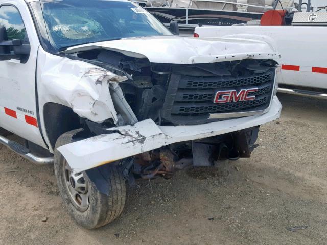 1GT01ZE83CF128508 - 2012 GMC SIERRA C25 WHITE photo 9