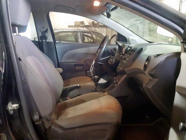 1G1JB5SH4C4148348 - 2012 CHEVROLET SONIC LS BLACK photo 5