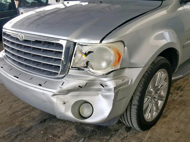 1A8HX58277F575715 - 2007 CHRYSLER ASPEN LIMI SILVER photo 9