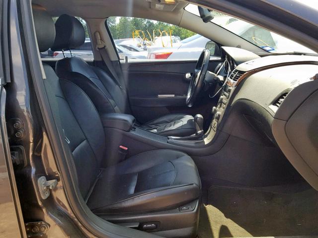 1G1ZE5EB4AF274082 - 2010 CHEVROLET MALIBU LTZ 石墨色 照片 5