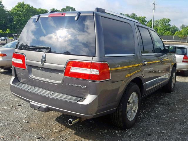 5LMJJ2J53DEL01533 - 2013 LINCOLN NAVIGATOR GRAY photo 4