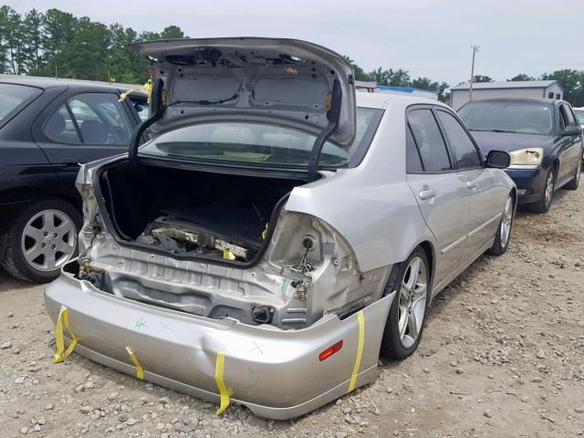 JTHBD192530070748 - 2003 LEXUS IS 300 SILVER photo 4