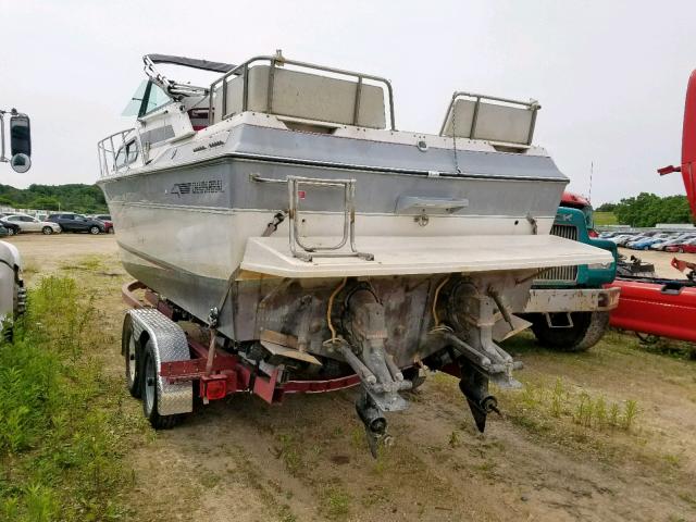 FGBV0793C090 - 1990 CHAP BOAT WHITE photo 3