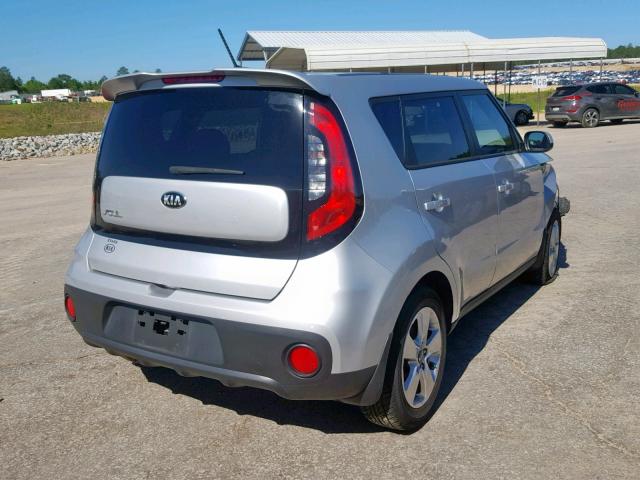 KNDJN2A24H7489927 - 2017 KIA SOUL GRAY photo 4