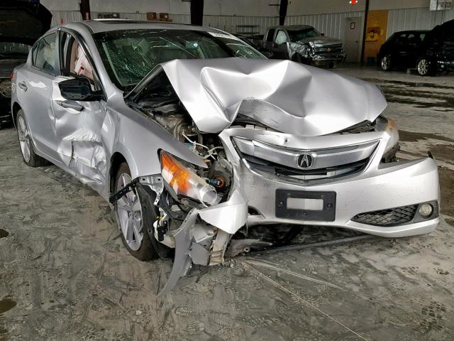 19VDE1F79DE001392 - 2013 ACURA ILX 20 TEC SILVER photo 1