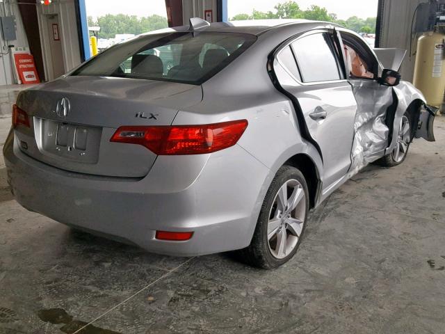 19VDE1F79DE001392 - 2013 ACURA ILX 20 TEC SILVER photo 4