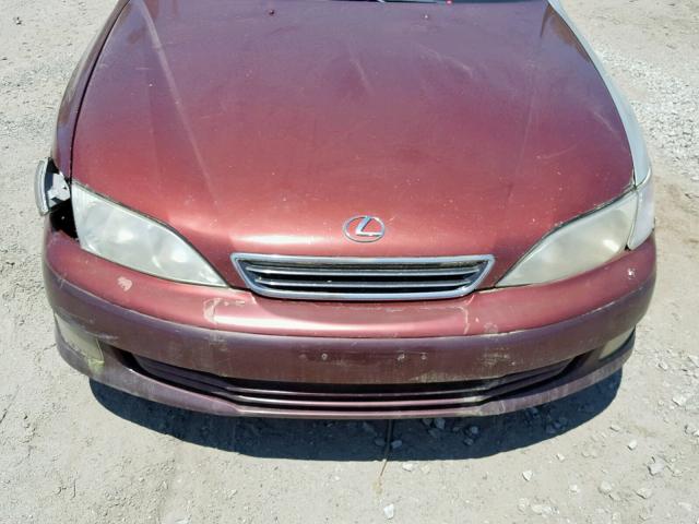 JT8BF28G6Y5075903 - 2000 LEXUS ES 300 RED photo 7