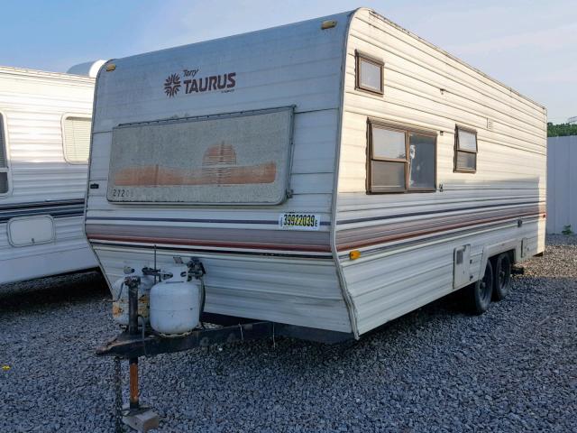 1EB3P232F2923850 - 1985 FLEE CAMPER WHITE photo 2