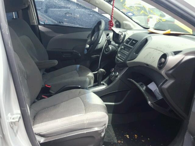 1G1JA5SH4E4118840 - 2014 CHEVROLET SONIC LS 灰色 照片 5