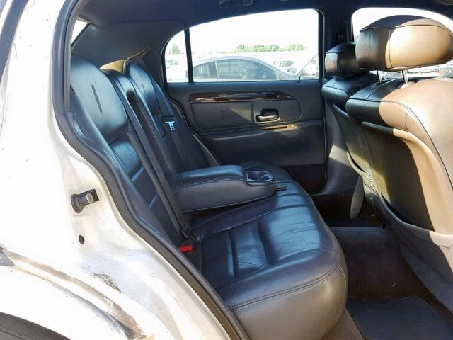 1LNHM81W3YY878152 - 2000 LINCOLN TOWN CAR WHITE photo 6